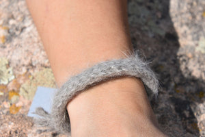 100% wolf fur bracelets (two-tone)